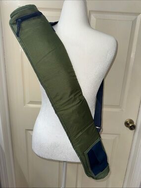 CleverMade Insulated Cooler Tube Sleeve 6 Cans Portable Bag w/Strap  NWOT